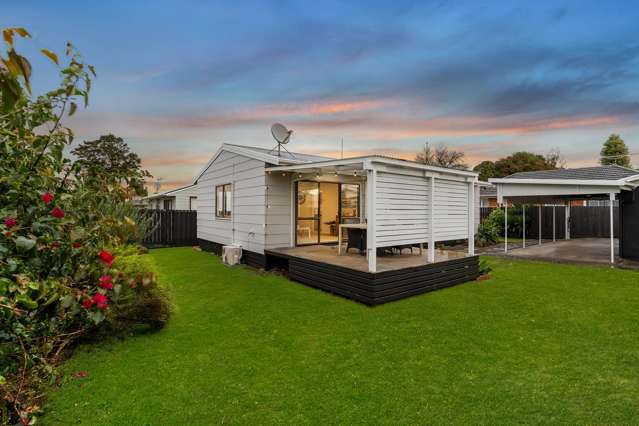 Start out on Sutton! Move in Ready!!