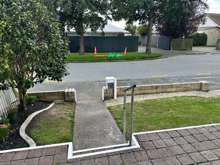 2/80 Charles Street Waltham_9