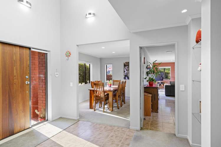 17 Garrett Place Riverstone Terraces_9
