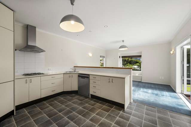 63A Clifford Road Johnsonville_4
