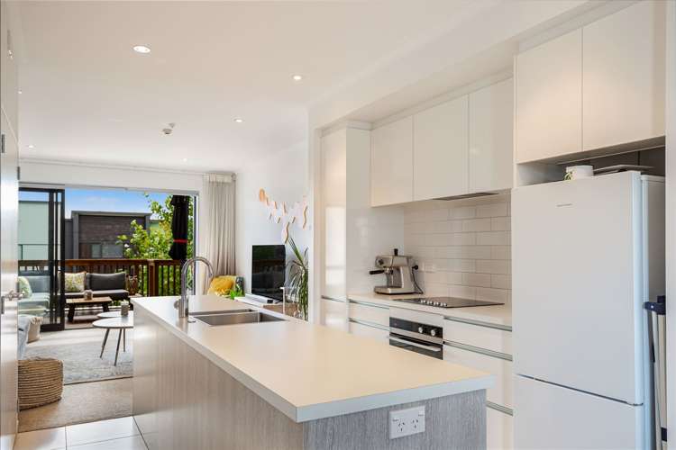 4 Torea Tai Road Hobsonville_6