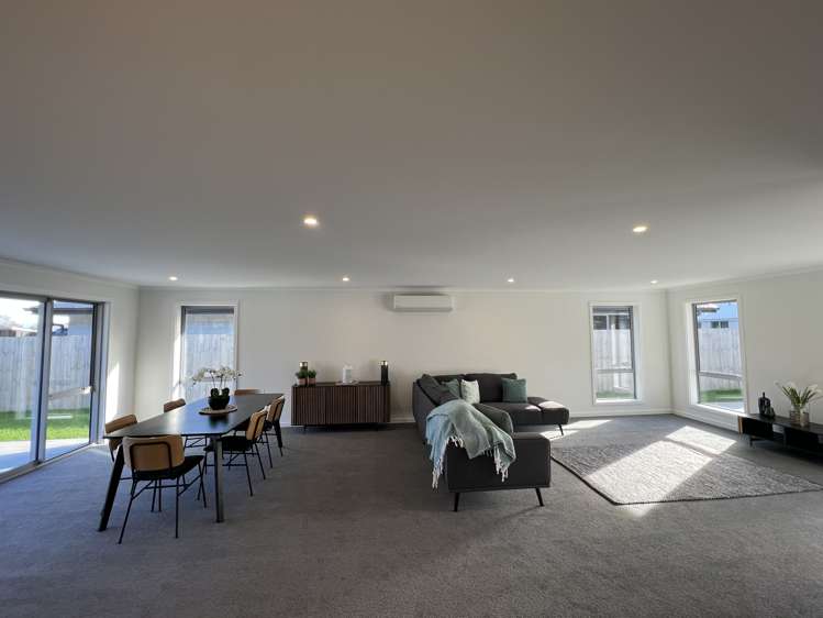 42 Geoff Geering Drive Netherby_6