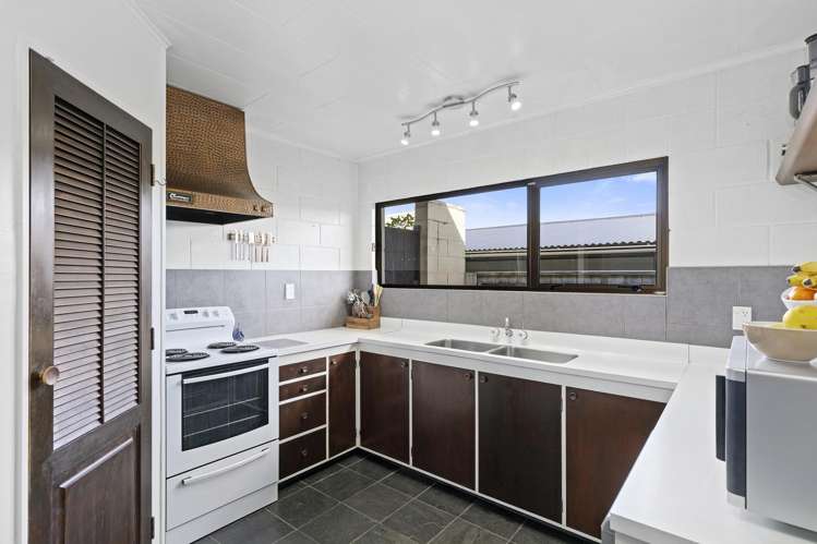 87 Major Drive Kelson_6