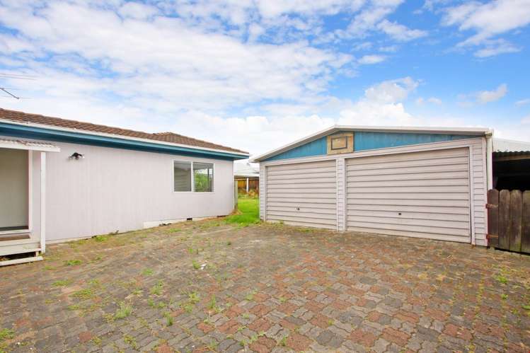 13 Benton Place Manurewa_7