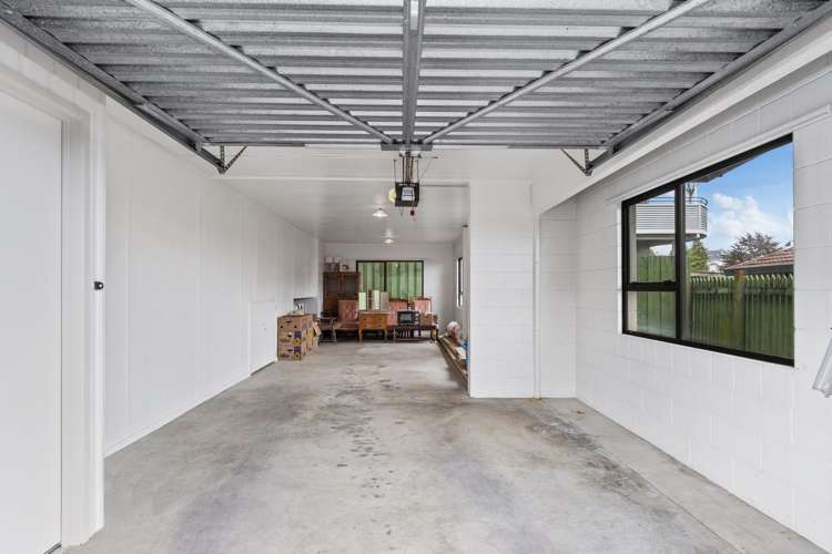 48 Eaton Crescent Matua_12