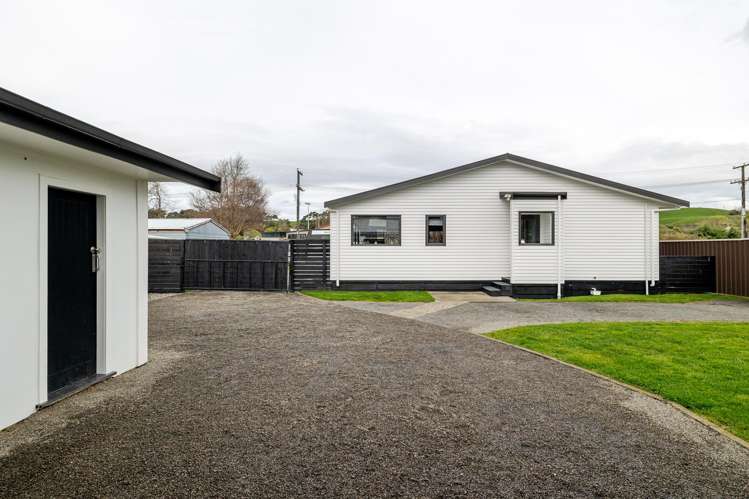 78 Huxley Street Pahiatua_11