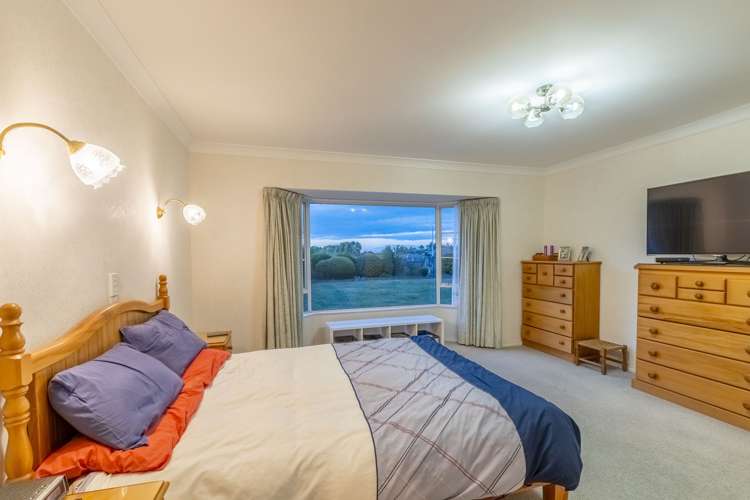 6 Crown Hill Paraparaumu_16