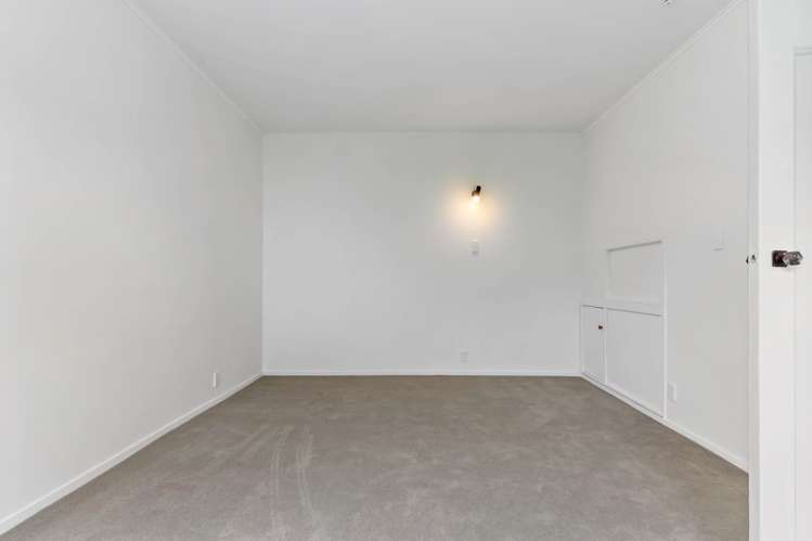 15 Rossgrove Terrace Mt Albert_7