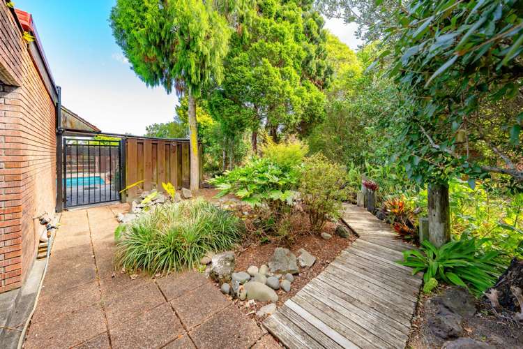 7 Riverina Avenue Pakuranga_14