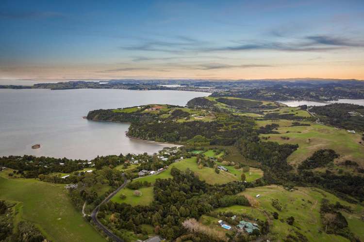 181 Baddeleys Beach Road Tawharanui Peninsula_23