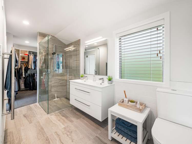 27 Seaway Terrace Otumoetai_8