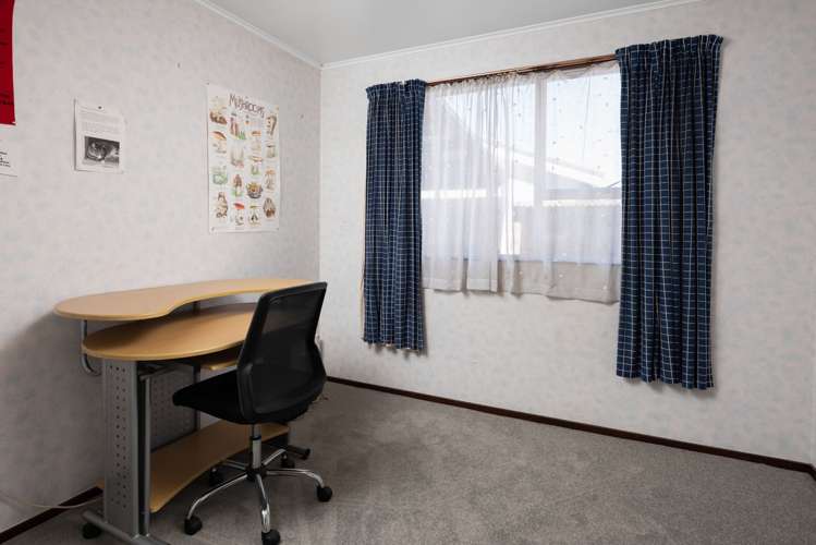 4 Riley Crescent Redwoodtown_10