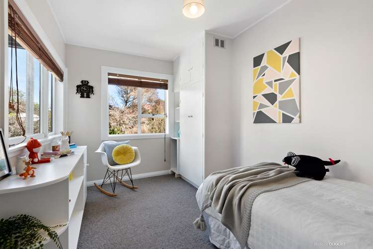 11 Dover Street Island Bay_10