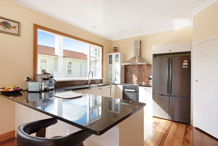 10 Henderson Street Karori_12