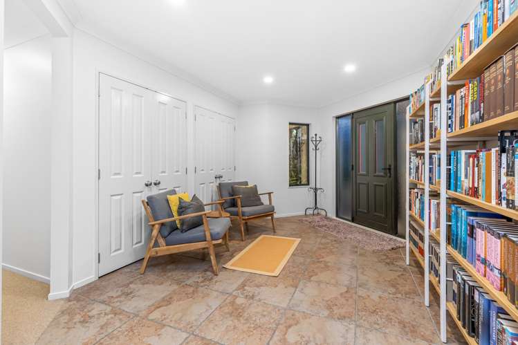 6 Double Bay Place Army Bay_18