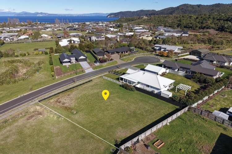 6 Pukatea Lane Kinloch_5