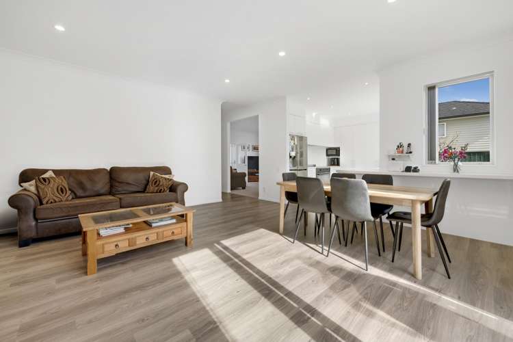 5 Vittoria Terrace Flat Bush_6