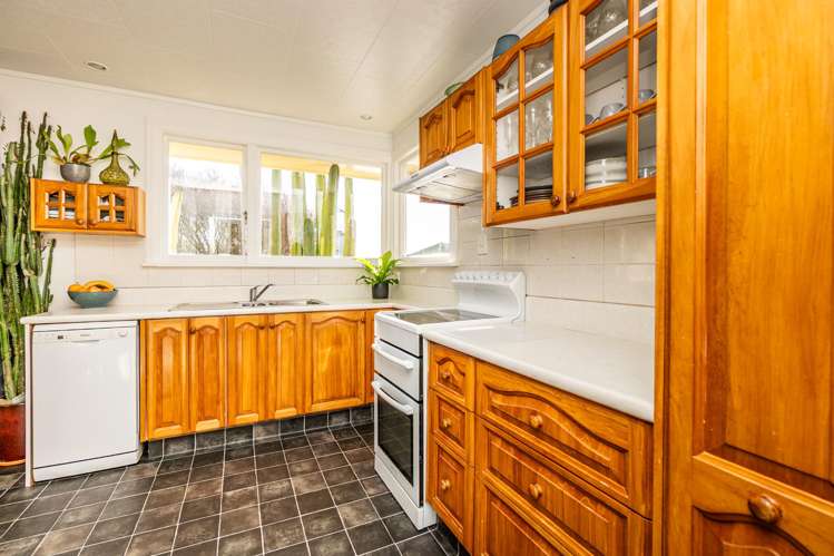 47 Old North Road Marchwiel_5