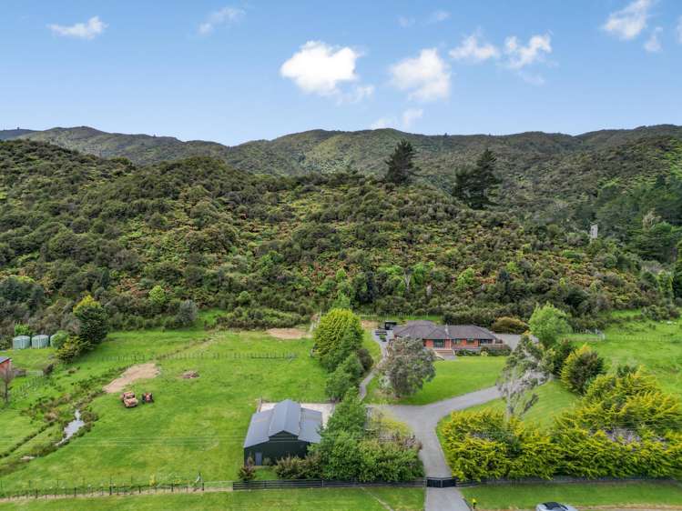 60 Brookfield Lane Wainuiomata_23