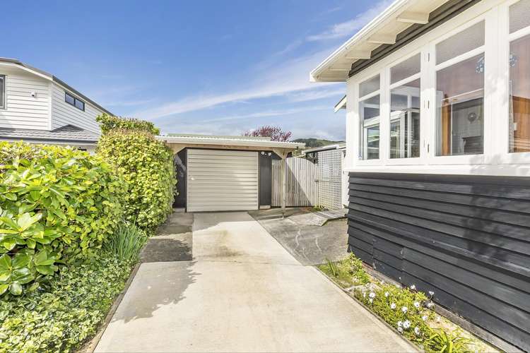 20 Nathan Street Tawa_23