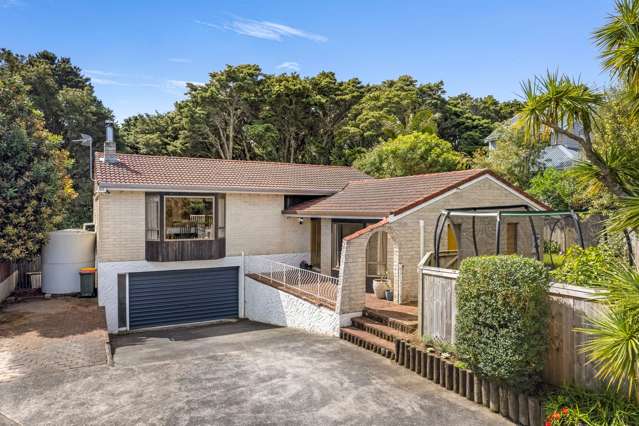 8 Deodar Place Totara Heights_3