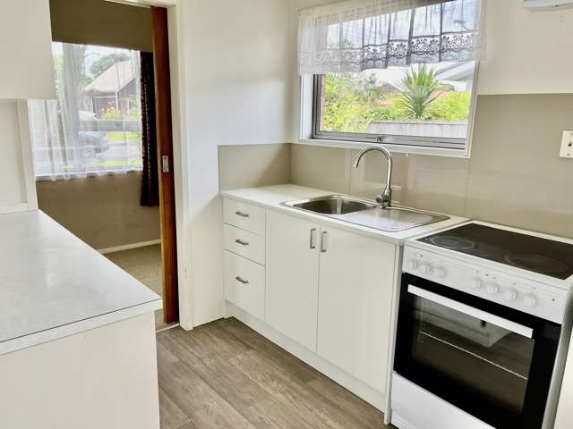 1/17 Doment Crescent Orewa_2