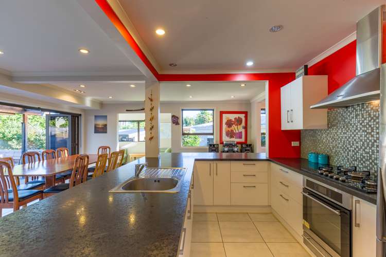 50 Neale Avenue Stoke_5