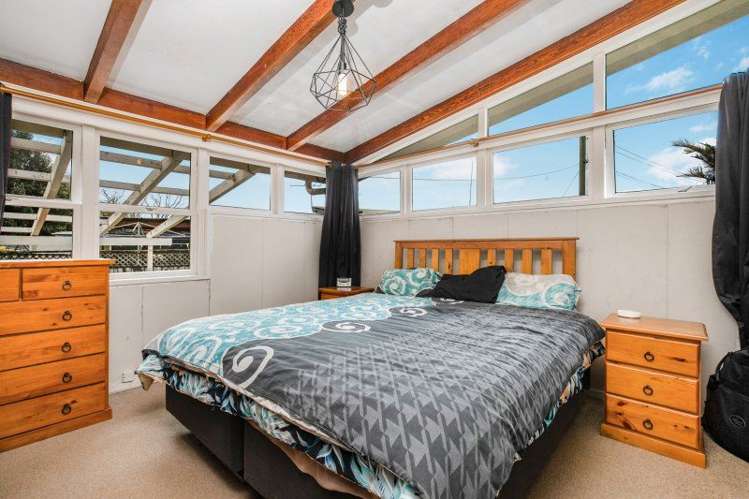 42 Mckean Avenue Manurewa_10