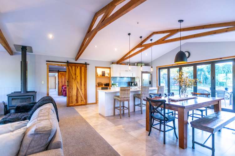 11 Riverpark Drive Kuratau_1