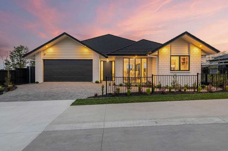 91 Parish Drive_0