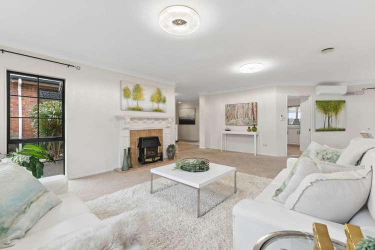 22 Castlehill Court Wattle Downs_9