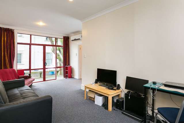 2/180 Queen Street North Dunedin_2