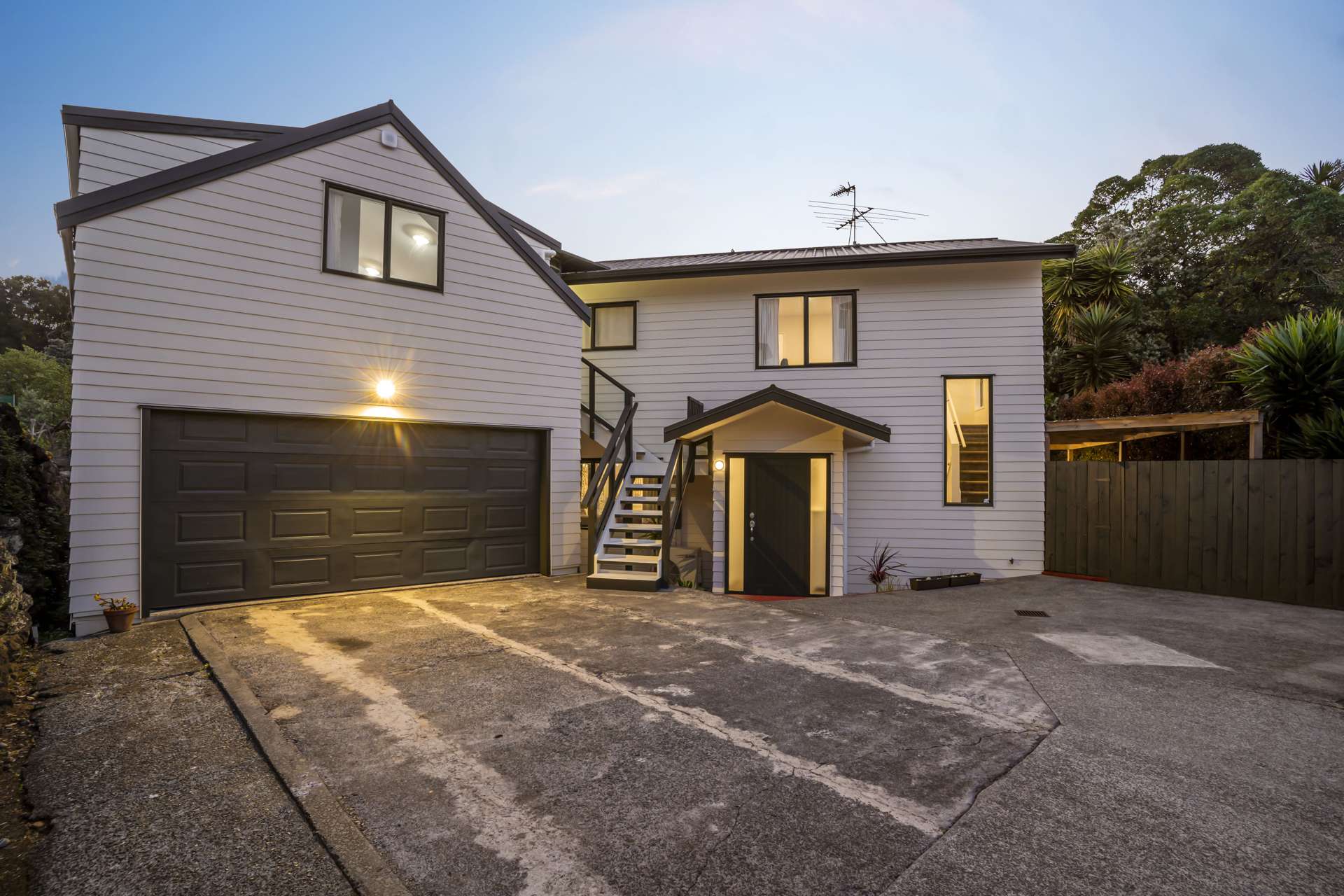9a Roskill Way Three Kings_0