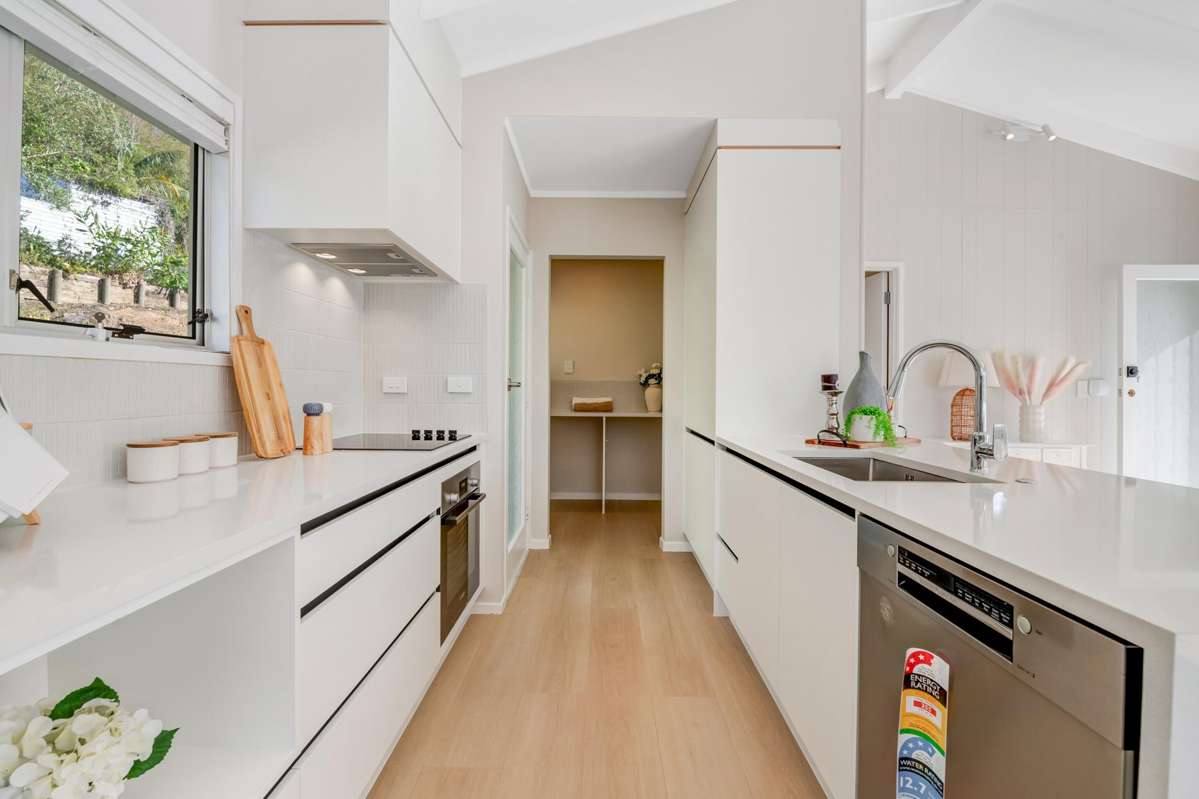 82 Ayton Drive_5