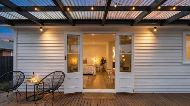 2+1 Home with Legal Studio & Private Entry