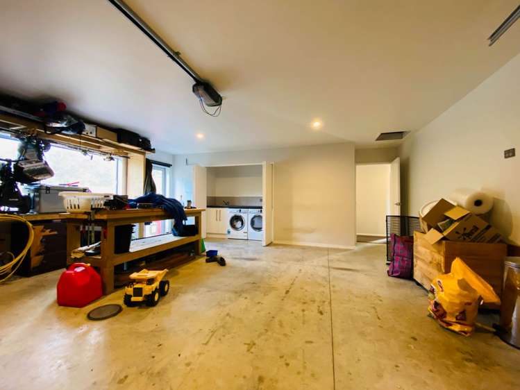 20 Penrhys Close Waitakaruru_12