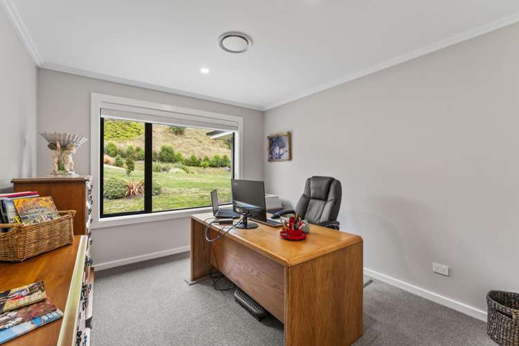 16 Lochinvar Lane Acacia Bay_10