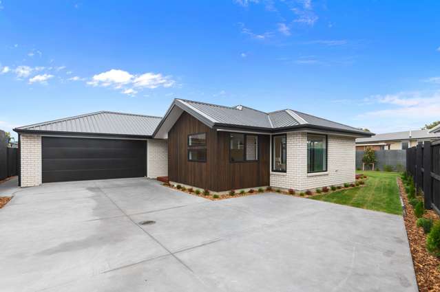 Sun-Soaked, Brand New Living in Halswell