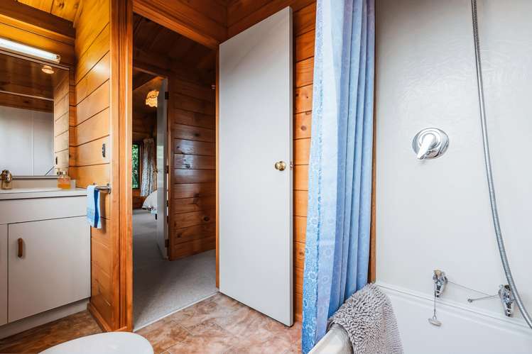 65 Harvey Street Waipahihi_14