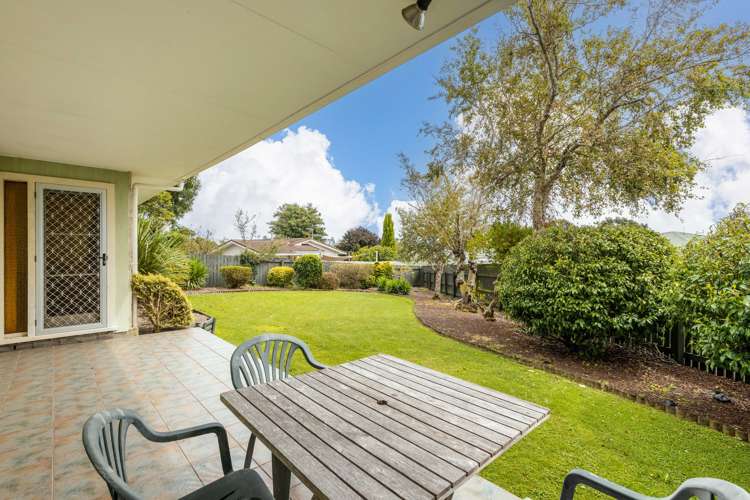 10 Leon Place Waitara_16