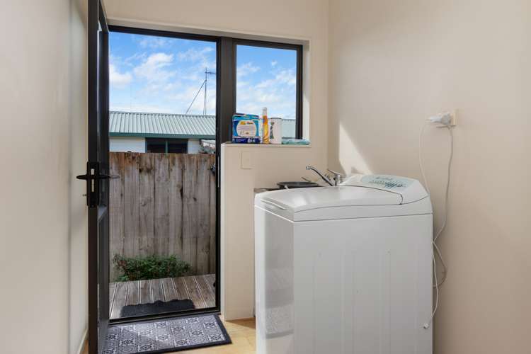 8c Church Street Katikati_17