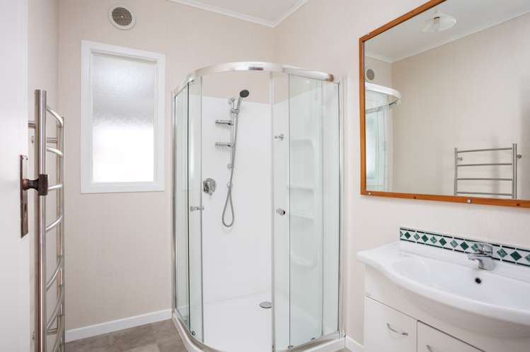 726 Gladstone Road Te Hapara_9