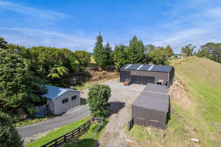 402 Hursthouse Road_5