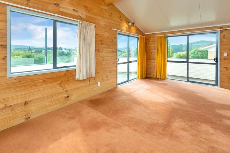 3 Clotworthy Crescent Onerahi_8