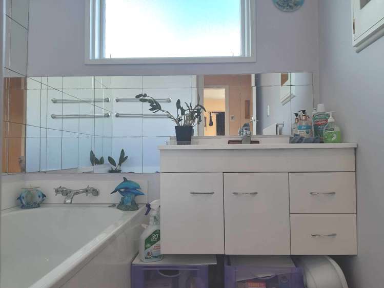 170 Alford Forest Road Allenton_12