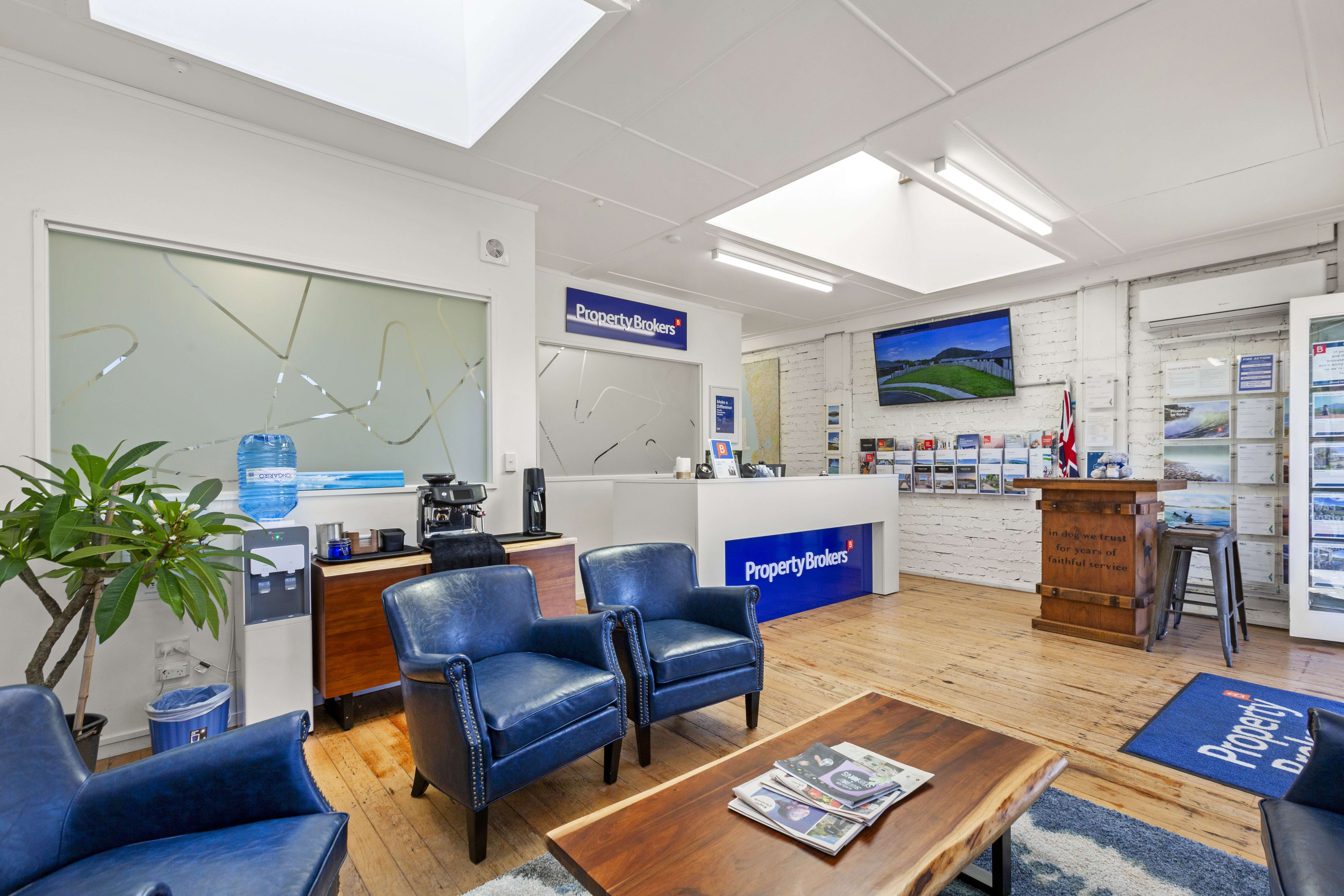 2531 Bow Street Raglan Waikato Commercial Property For Sale One Roof