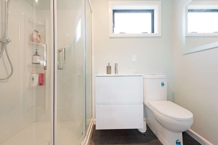 19 Monaghan Avenue Karori_21