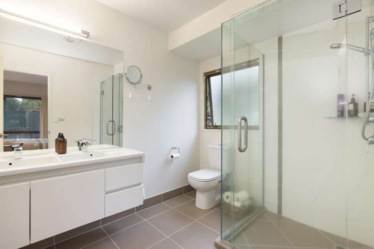 74 Raukawa Drive Bethlehem_21