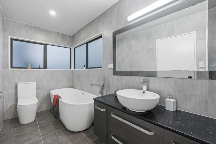 1 Dalmahoy Place Wattle Downs_13