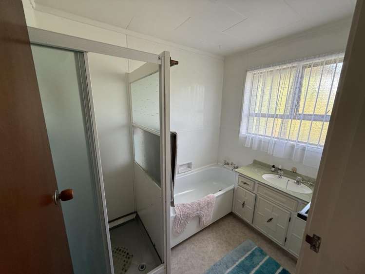 38 Chedworth Avenue 1053_6